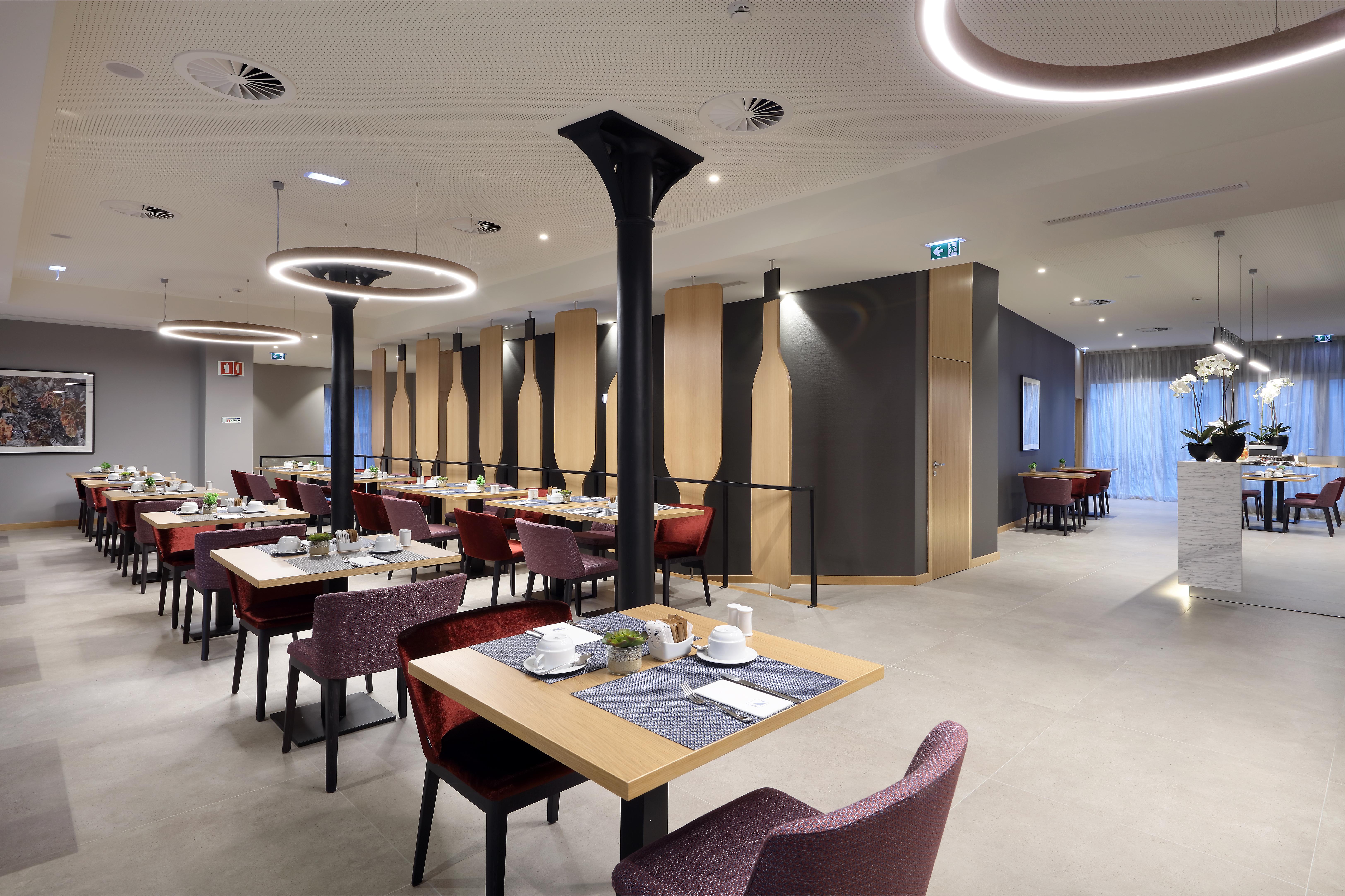 Eurostars Porto Centro Hotel Buitenkant foto