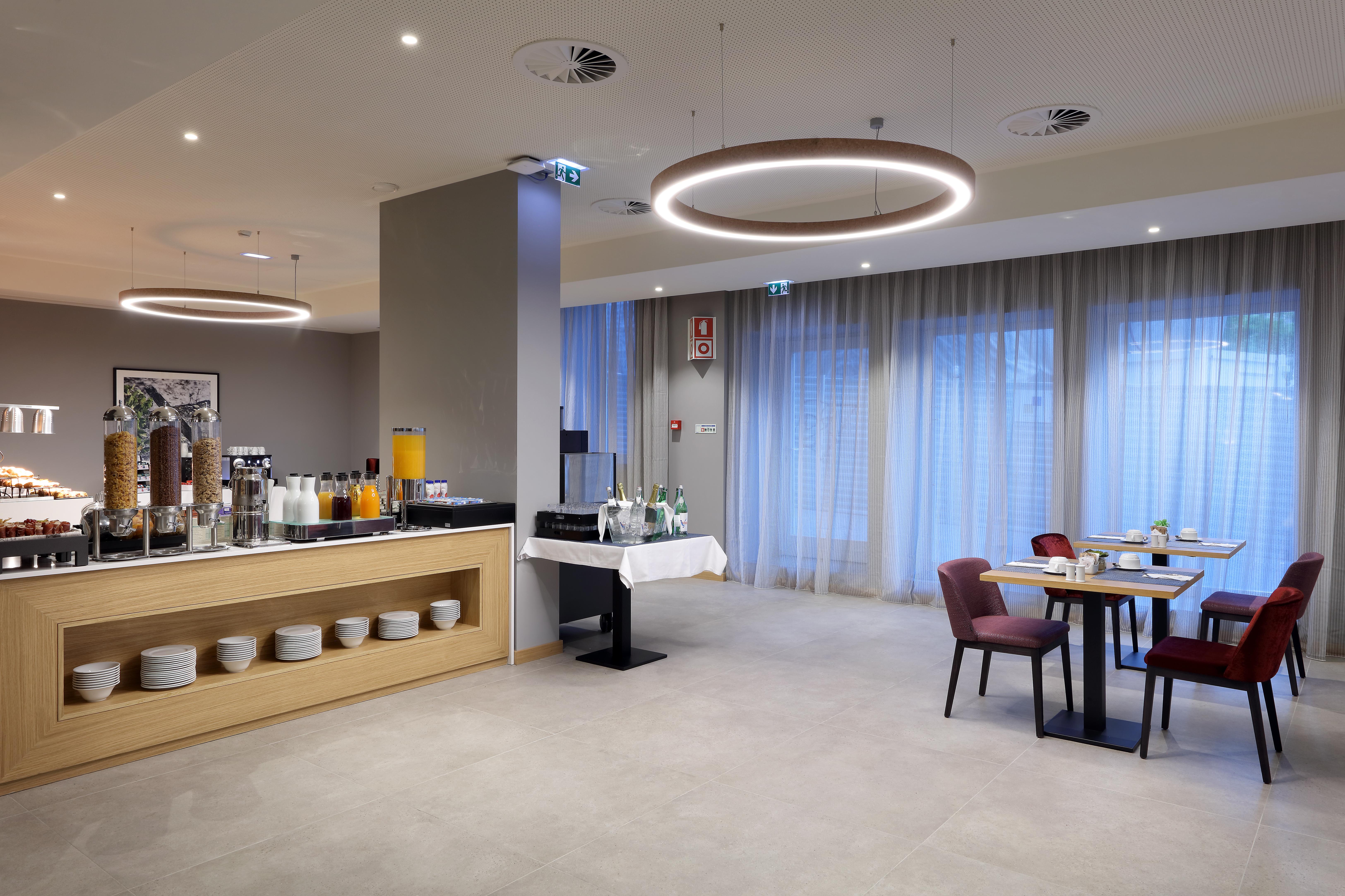 Eurostars Porto Centro Hotel Buitenkant foto